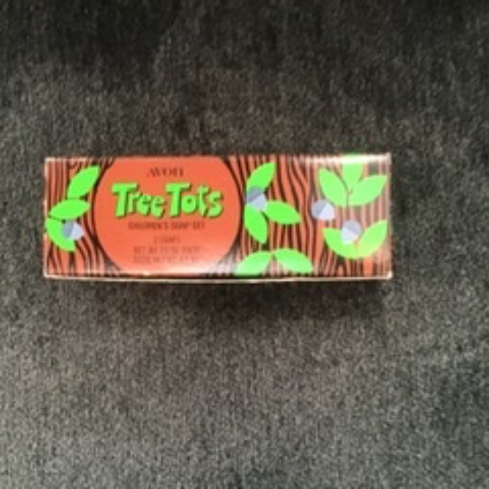 Vintage Avon Soap Set